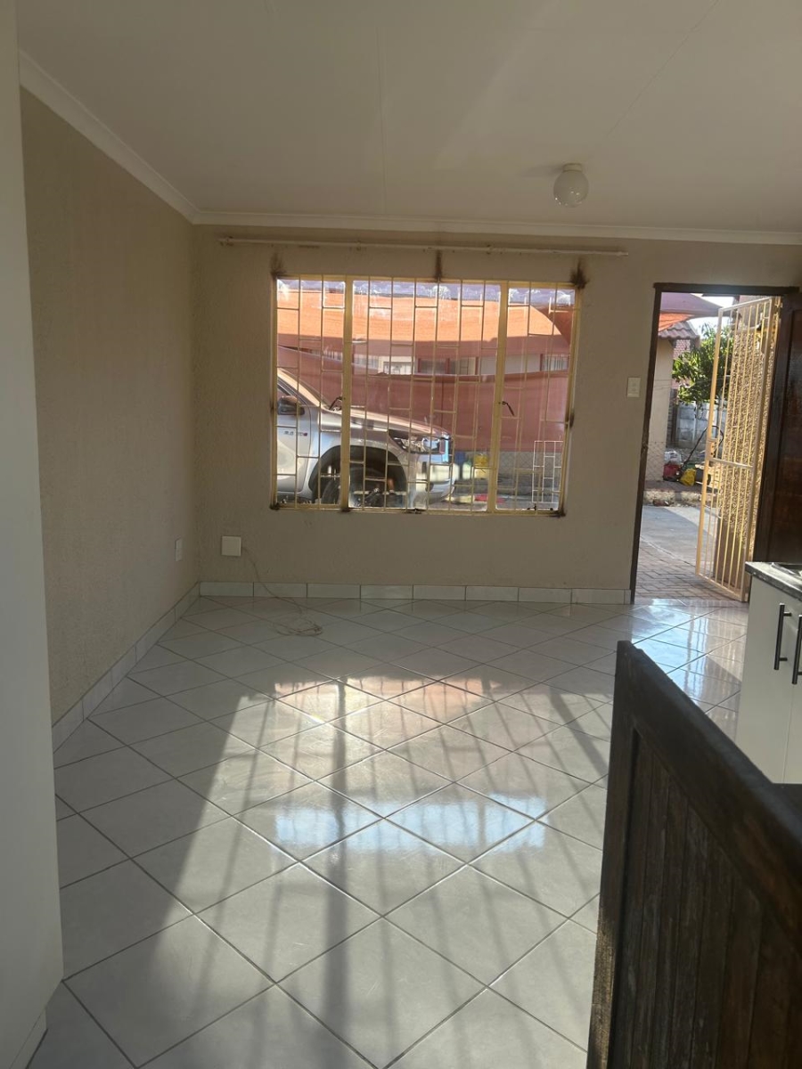 2 Bedroom Property for Sale in Boitekong North West